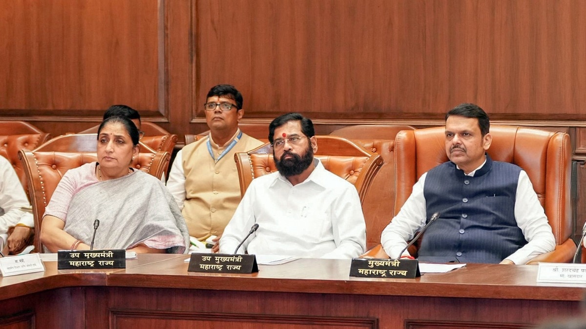 Maharashtra poll data signals shifting dynamics between rival political alliances