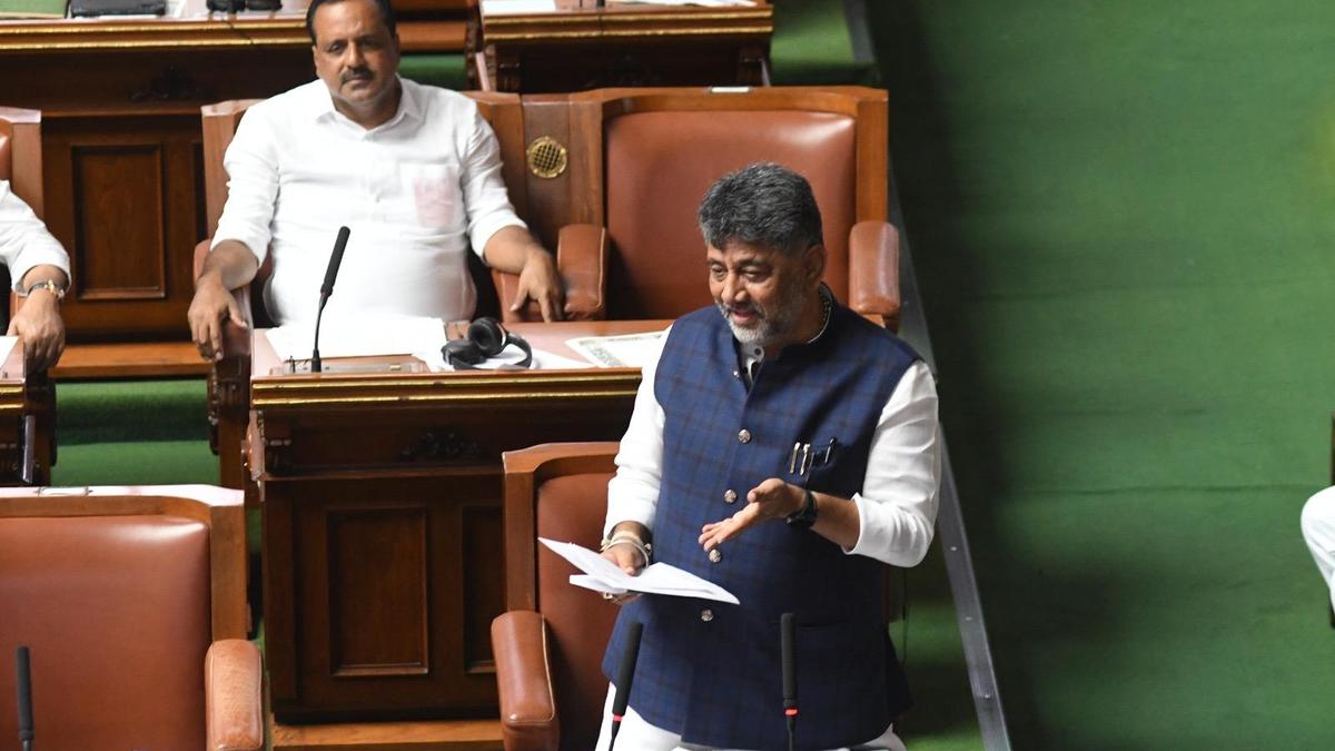 Karnataka Governor seeks review of Vande Mataram rendition order