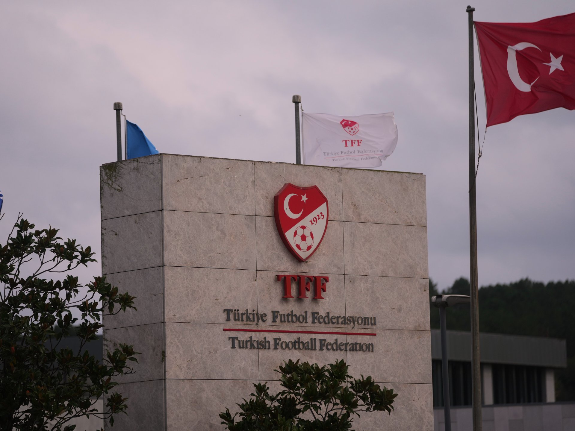 Turkish court detains top football official in corruption probe