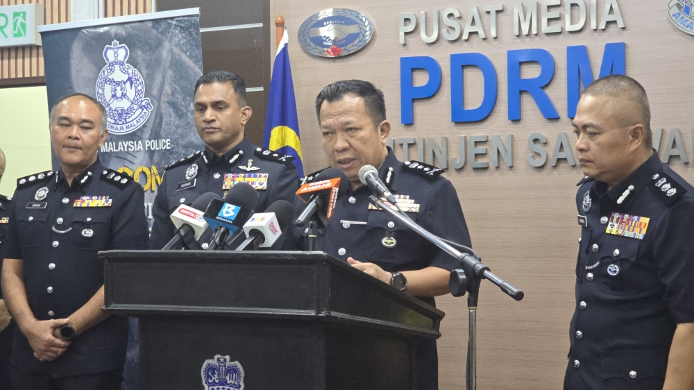 Suspek Serangan di Sekolah Kuching Masih Dirawat, Polis Ambil 24 Kenyataan