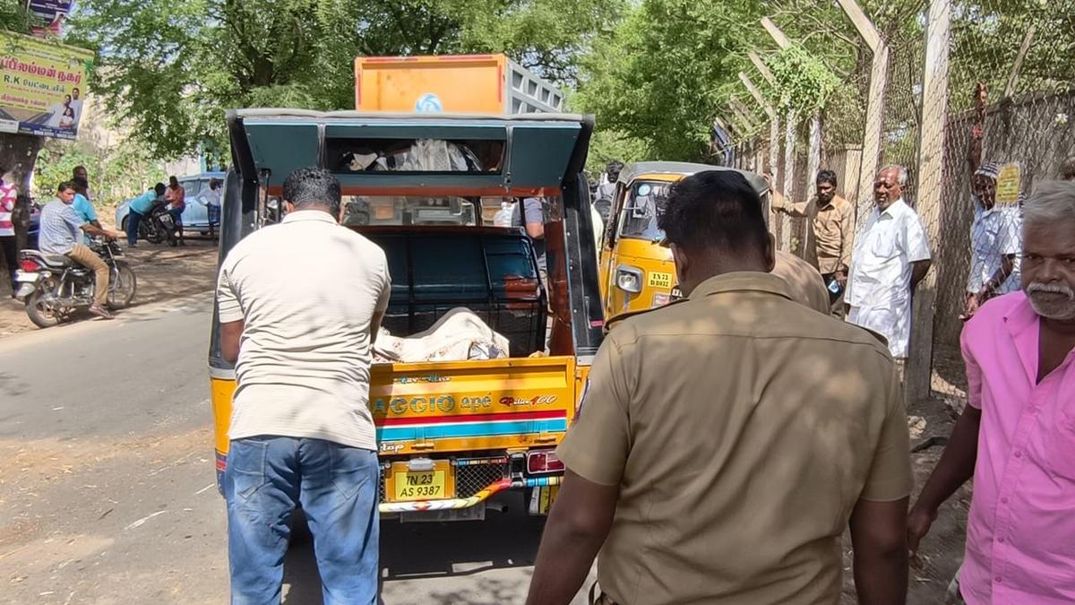 One dead in vehicle collision near Sholinghur in Tamil Nadu