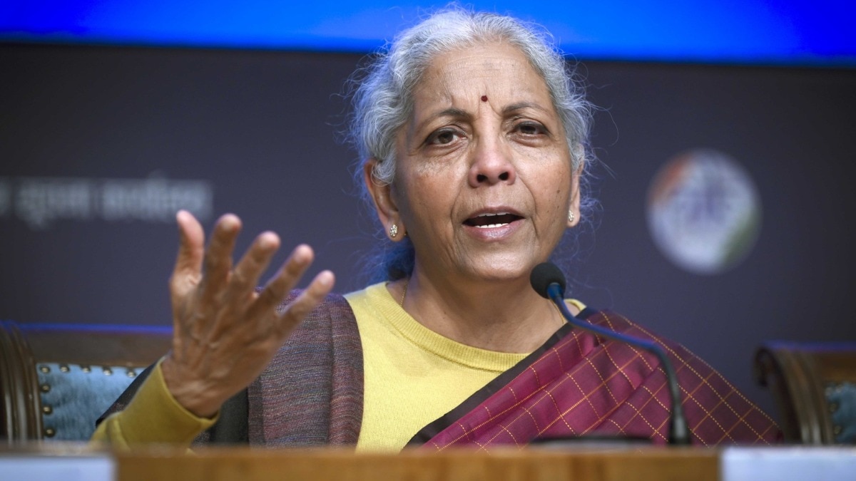 India mulls tax relief as foreign investment flows slow