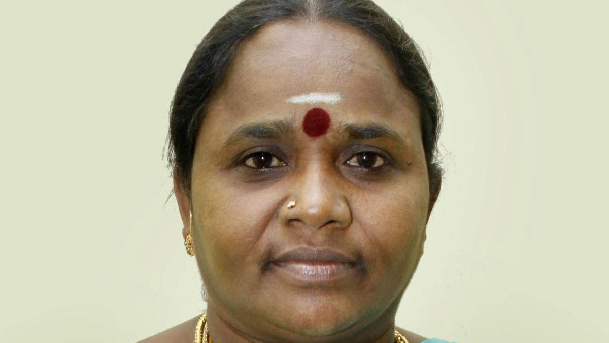 AIADMK fields candidates for two Tamil Nadu assembly bypolls