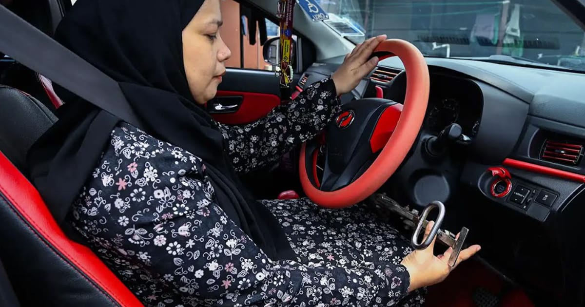 Walaupun Lumpuh 26 Tahun, Marziawati Tolak Biar Kerusi Roda Hadkan Masa Depan