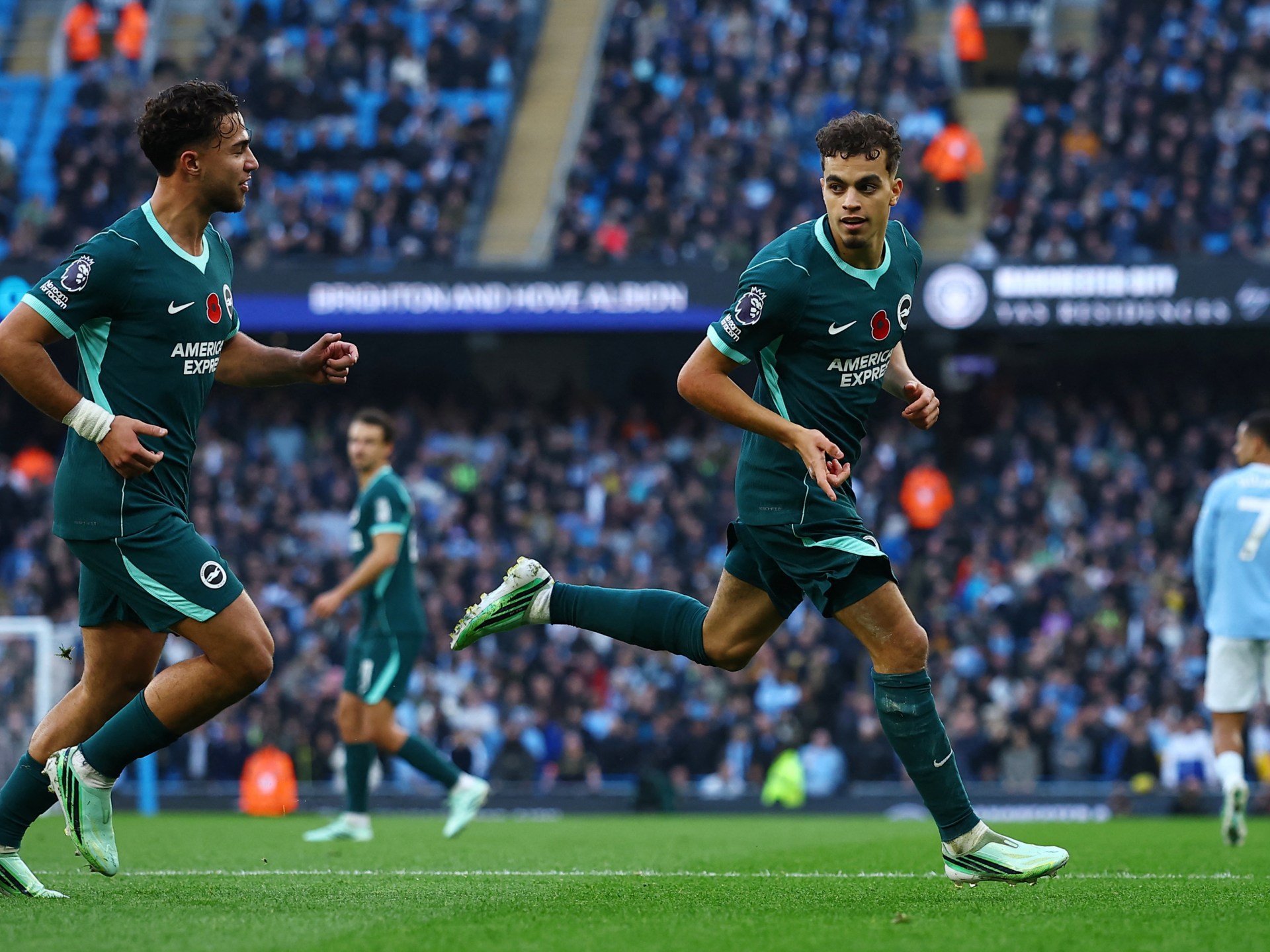 Brighton stun Manchester City to narrow Premier League title gap