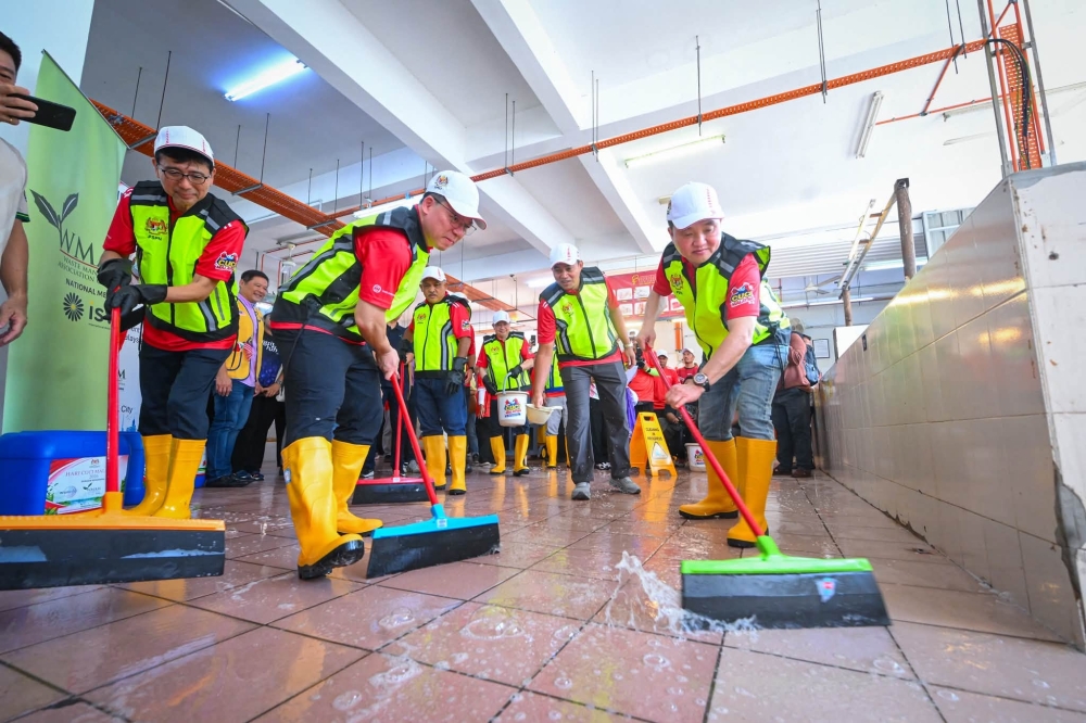 Malaysia's Clean-Up Day Smashes Participation and Recycling Records