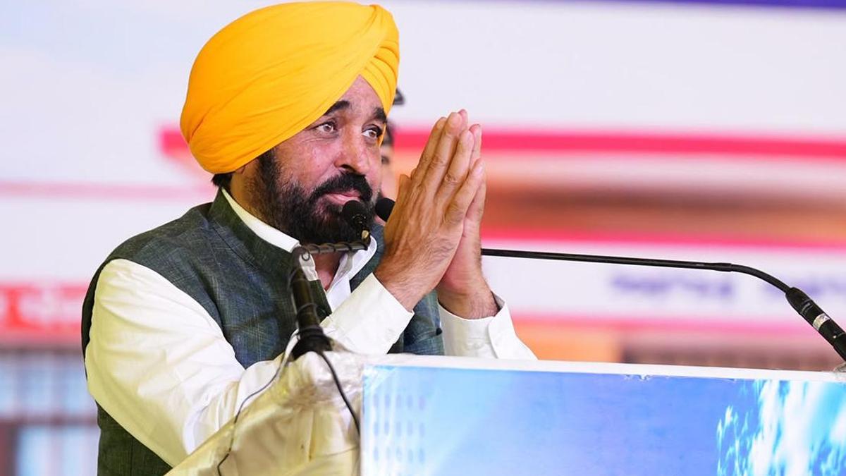 AAP alleges Punjab CM Mann detained at Delhi airport, slapped fine