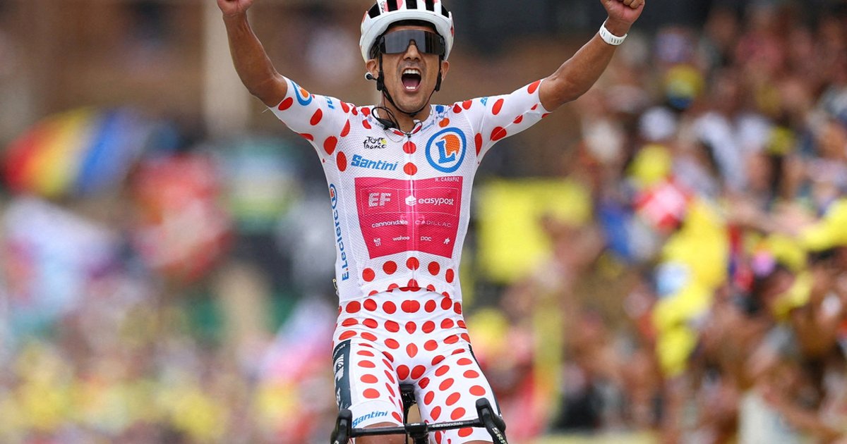 Olympic champion Carapaz signs three-year deal with NSN Cycling