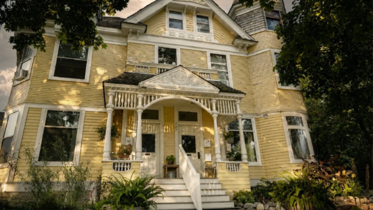Community Unites to Reclaim Homes Listed for Sale Without Permission