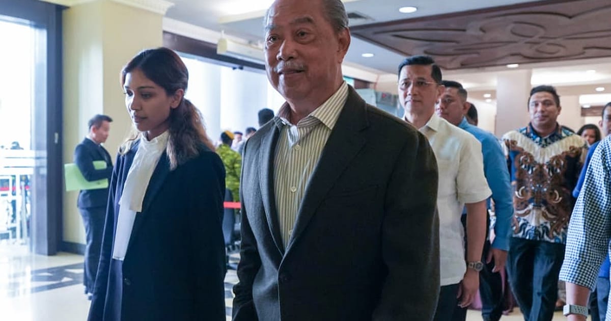 Peguam Cabar Tarikh Pertemuan Ahli Perniagaan dengan Muhyiddin