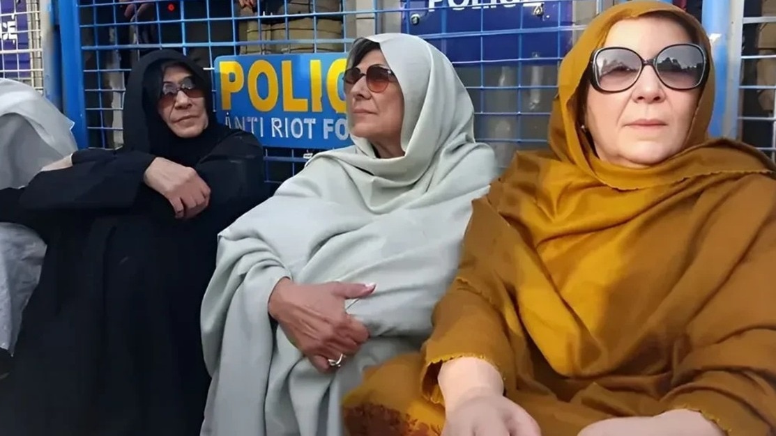 Pakistan police detain three sisters of jailed PTI chief Imran Khan