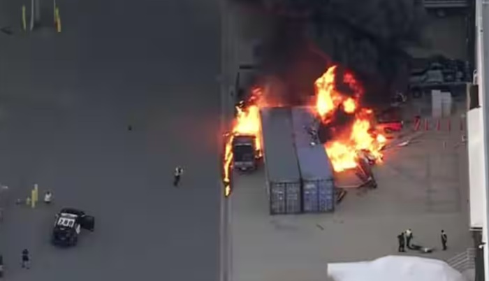 Los Angeles news helicopter crashes while covering fatal traffic collision