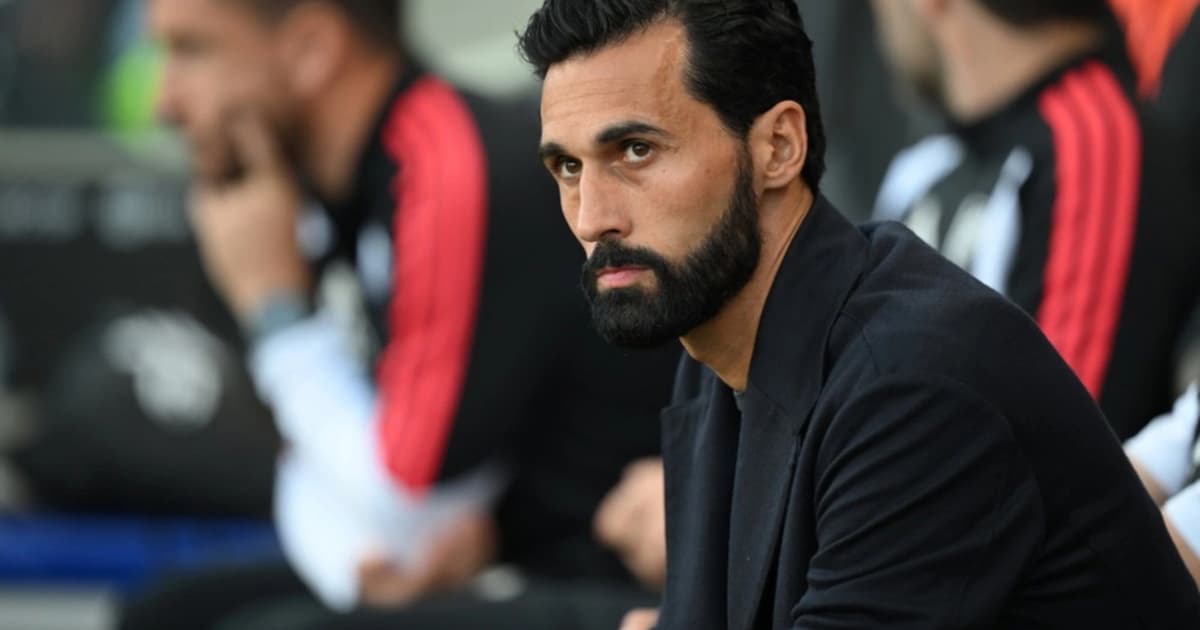 Pengurus Fulham Arbeloa didenda £25,000 atas ulasan berkaitan Manchester United