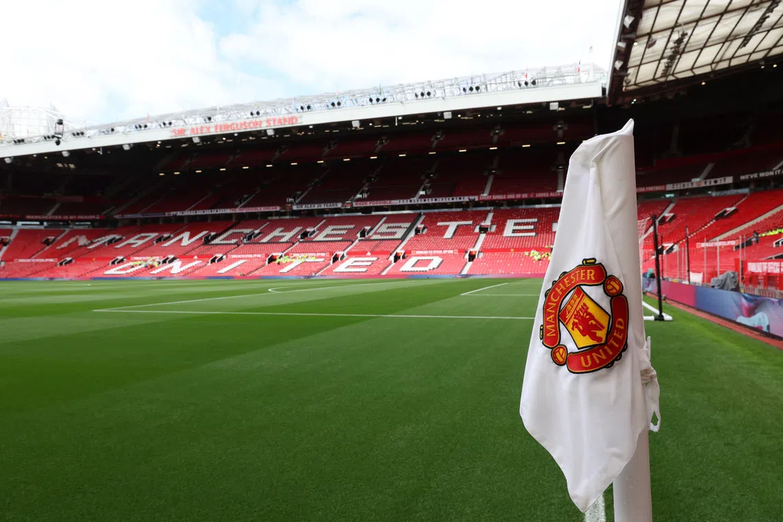Manchester United projects revenue growth on Champions League return