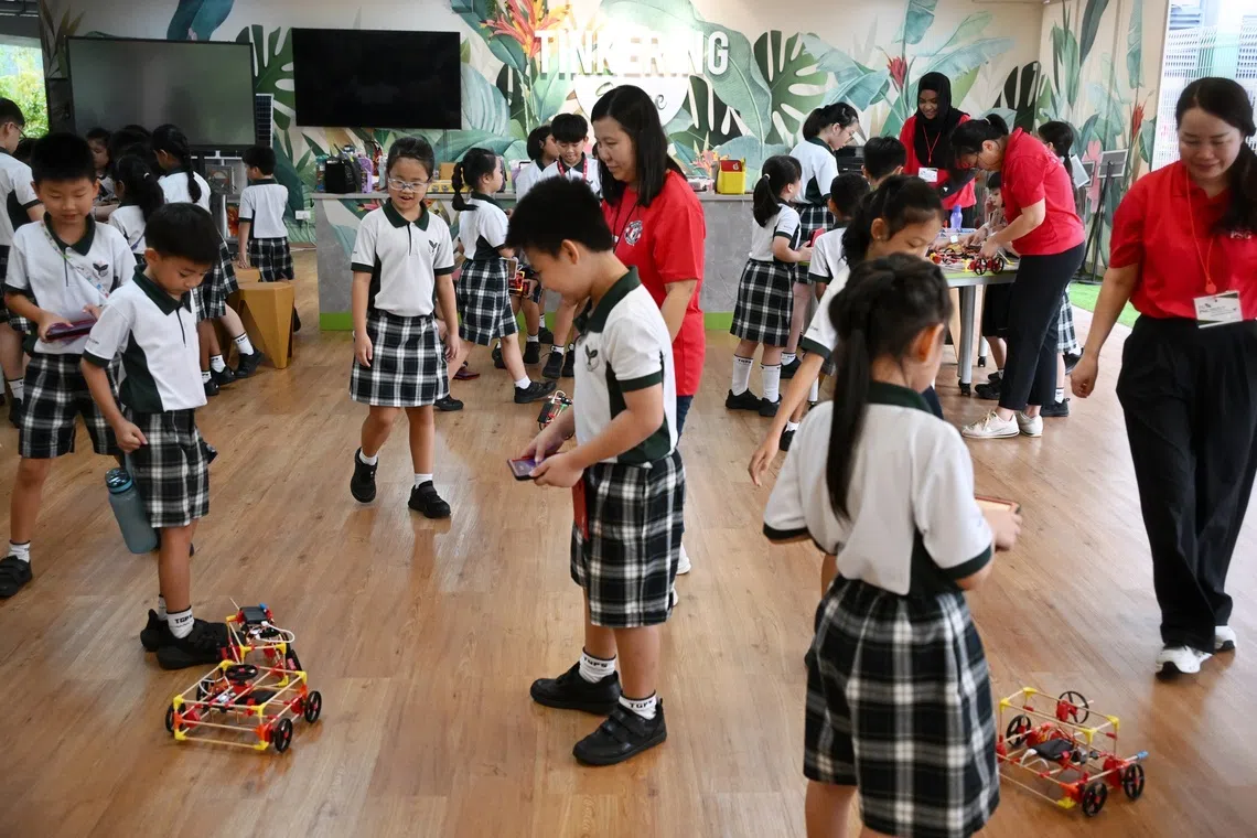 Singapore's Parent Volunteer Priority Scheme Faces Scrutiny After 28 Years