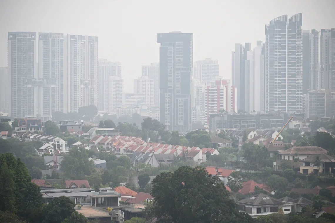 Central region air quality dips to unhealthy levels as PSI hits 102