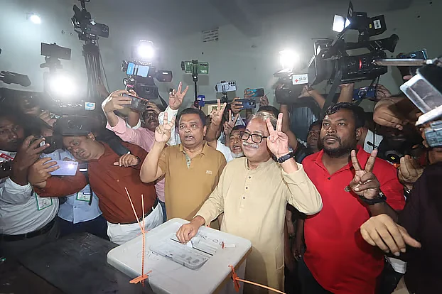 BNP candidate expresses confidence as Jamaat raises poll irregularity concerns