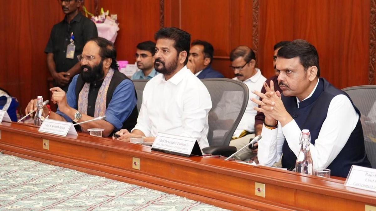 Maharashtra backs Telangana's plan for major Tummidihatti barrage project