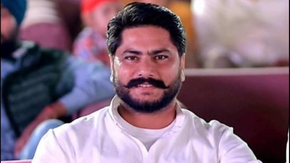 पूर्व विधायक ने CM की सुरक्षा घेरे को तोड़ा, पुलिस ने किया गिरफ्तार