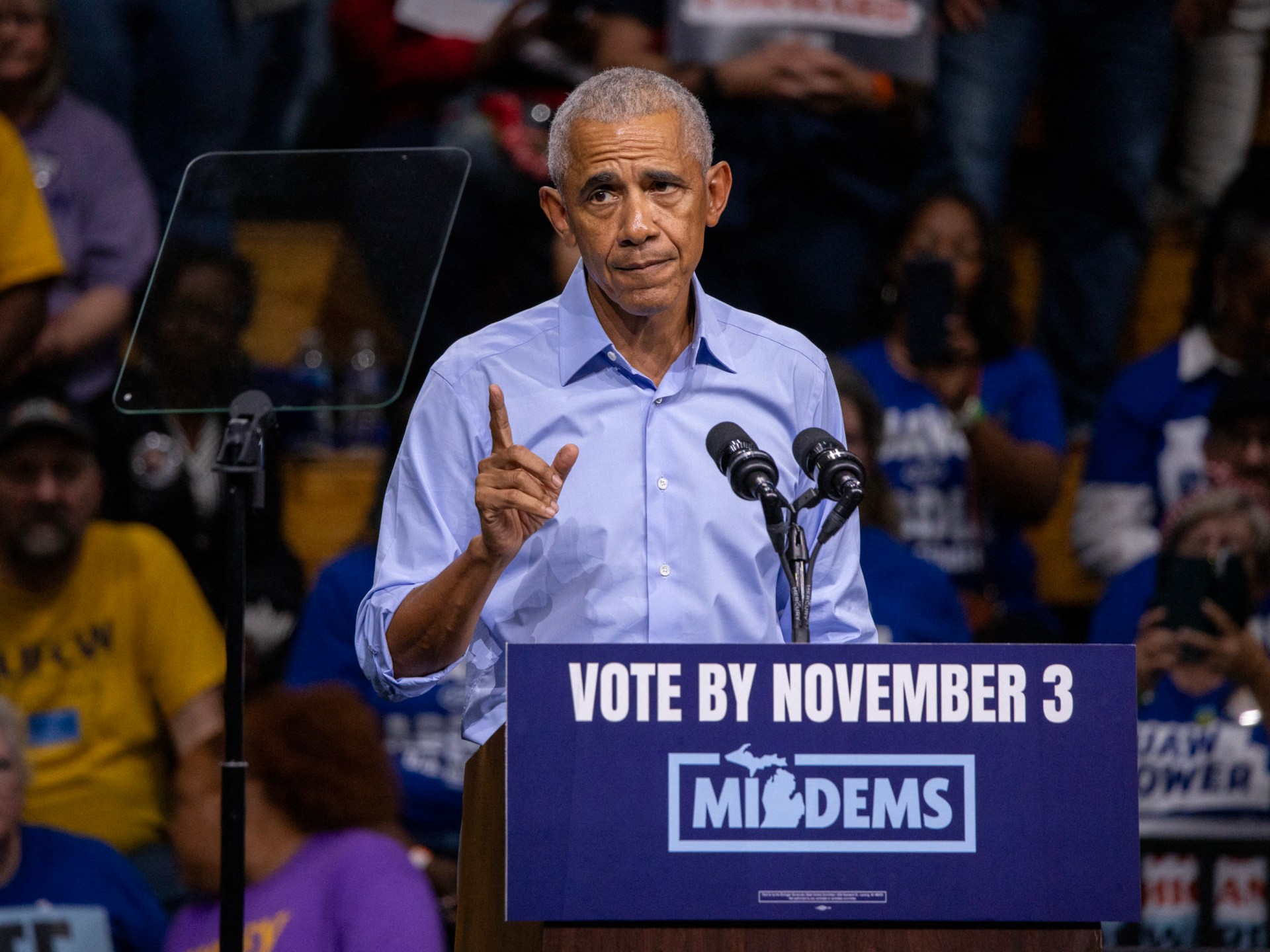 Obama warns of democratic threats, inflation ahead of U.S. midterms