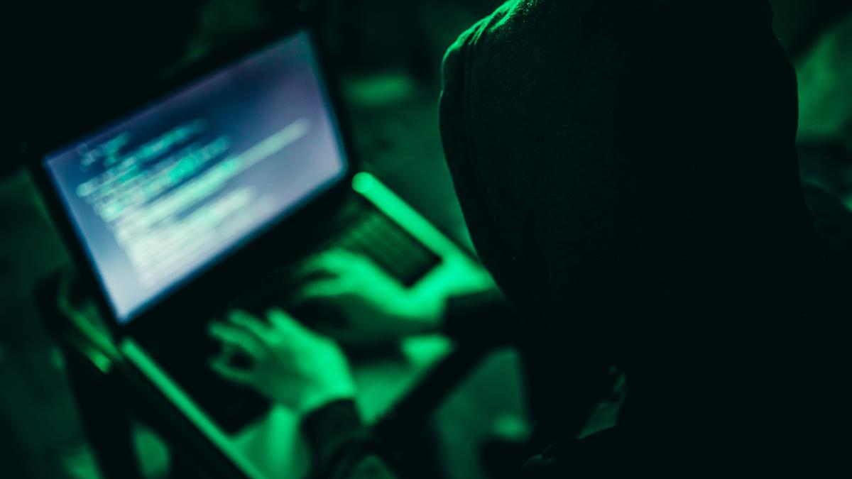 Supreme Court equates cybercrime with dacoity, rejects case consolidation plea