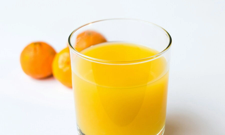 Hanoi Man Develops Severe Fatty Liver from Excessive Orange Juice Consumption