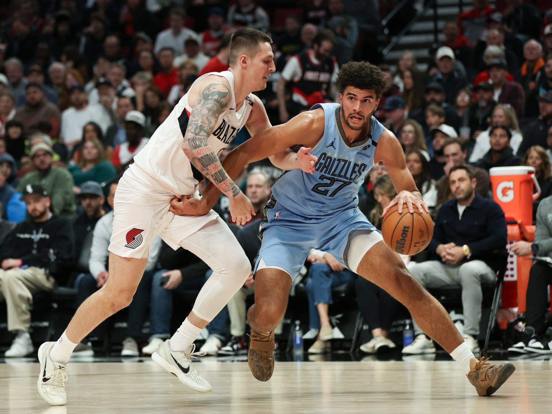 Boozer records first triple-double as Grizzlies extend winning streak