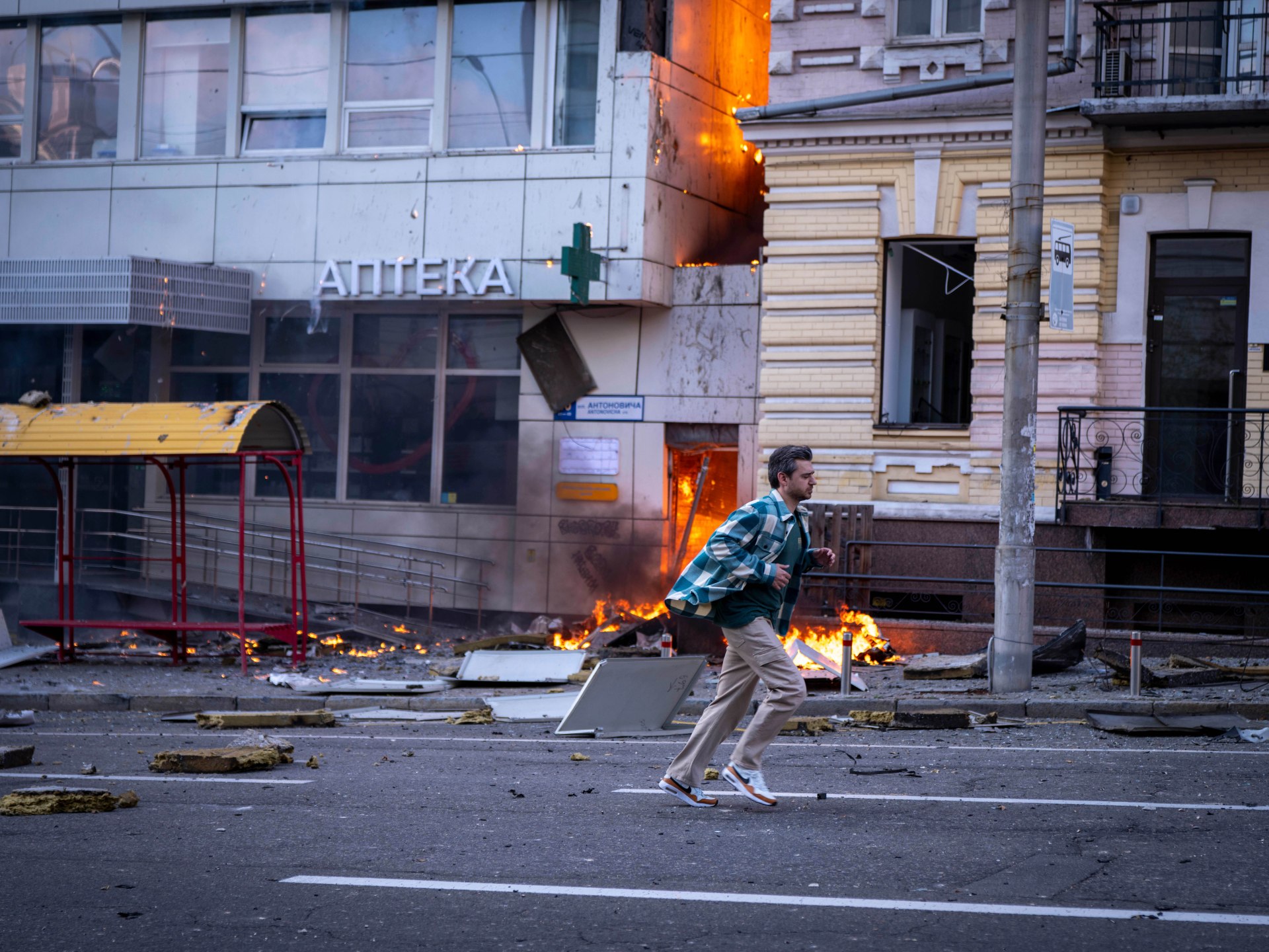 Russia faces mounting casualties while deploying new drone technology in Ukraine