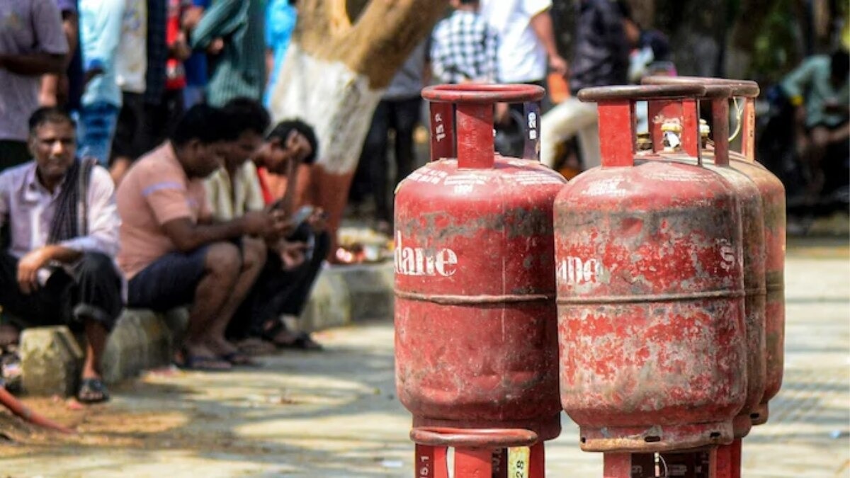 India to provide free LPG cylinders, cash assistance to households annually
