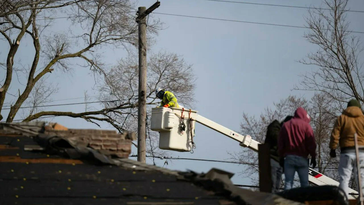 Northwest Indiana grapples with widespread power outages affecting 75,000