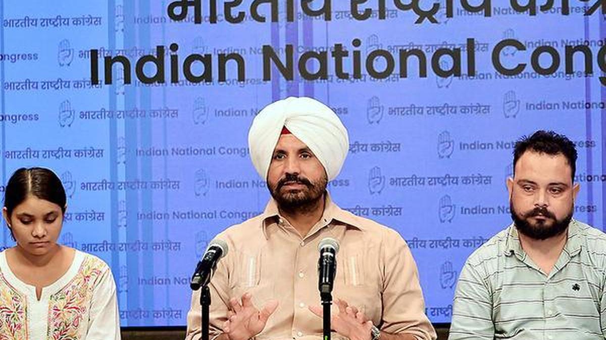 Punjab Congress chief Amarinder Singh Raja Warring steps down