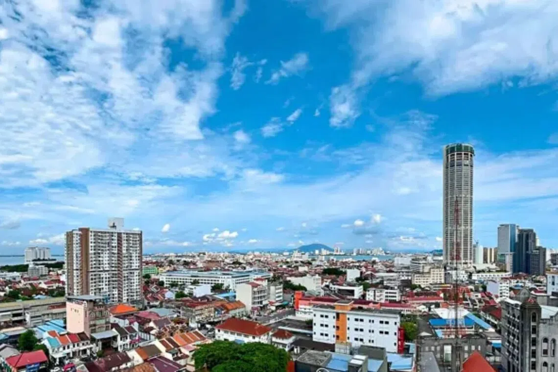 Malaysian air quality improves, but vigilance remains high