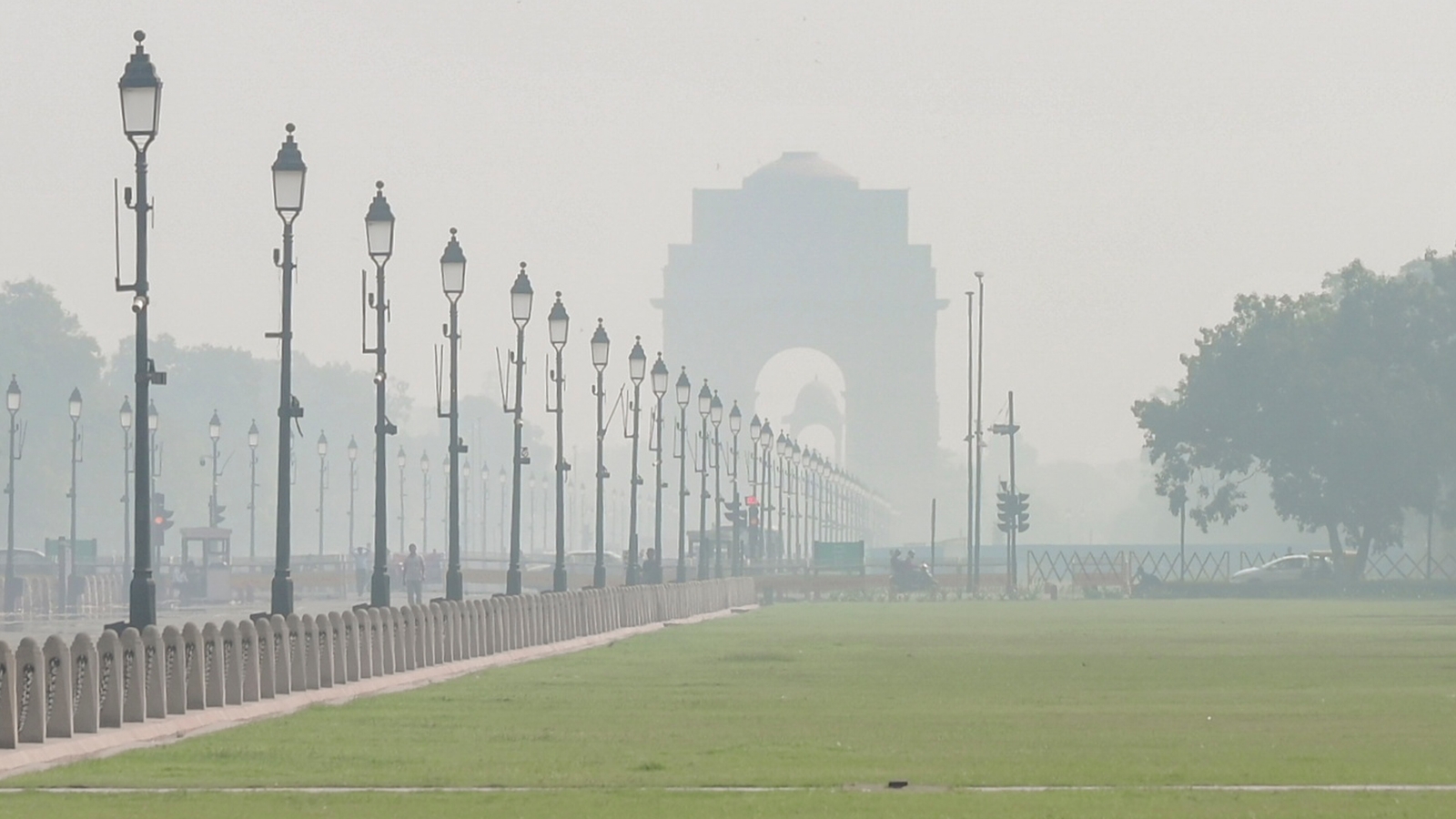 दिल्ली-एनसीआर में वायु प्रदूषण बढ़ने पर ग्रैप-1 प्रतिबंध लागू
