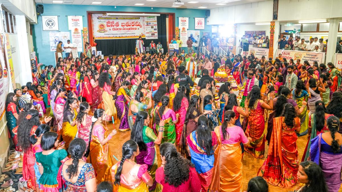 London celebrates Bathukamma, Dasara with handloom showcase