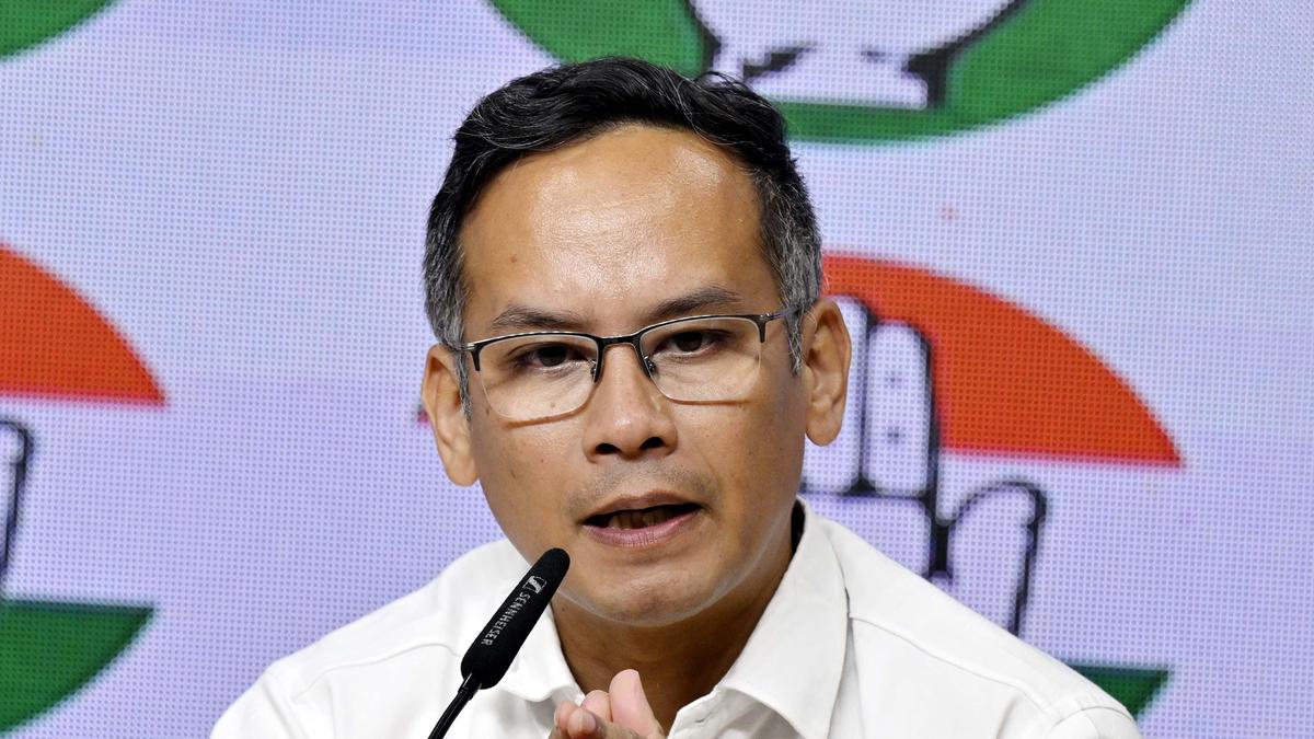 संसद समिति ने UPI लेनदेन पर MDR शुल्क पर चर्चा नहीं की: गौरव गोगोई