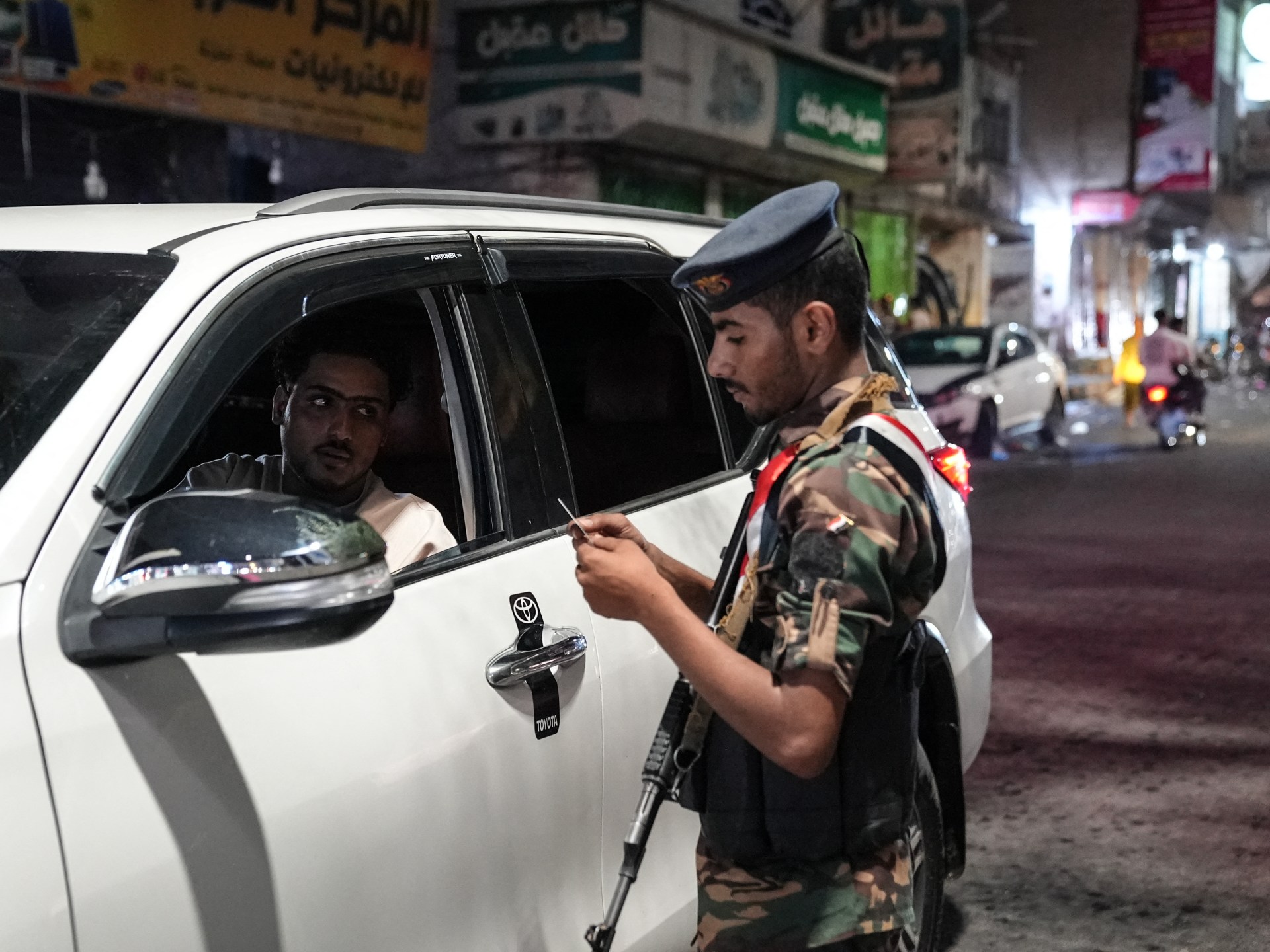 Yemen fighting intensifies with hundreds reported killed or wounded