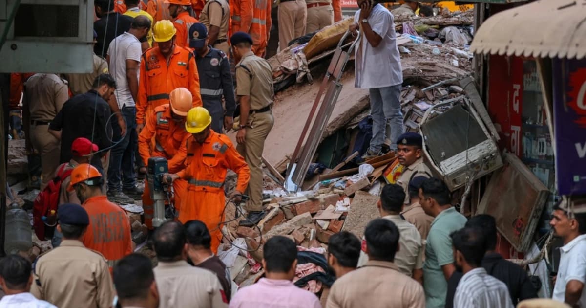 Six people rescued after building collapse in Delhi