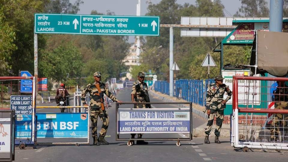 पाकिस्तान में भारतीय आयात में 69 प्रतिशत की बढ़ोतरी, प्रतिबंध के बावजूद