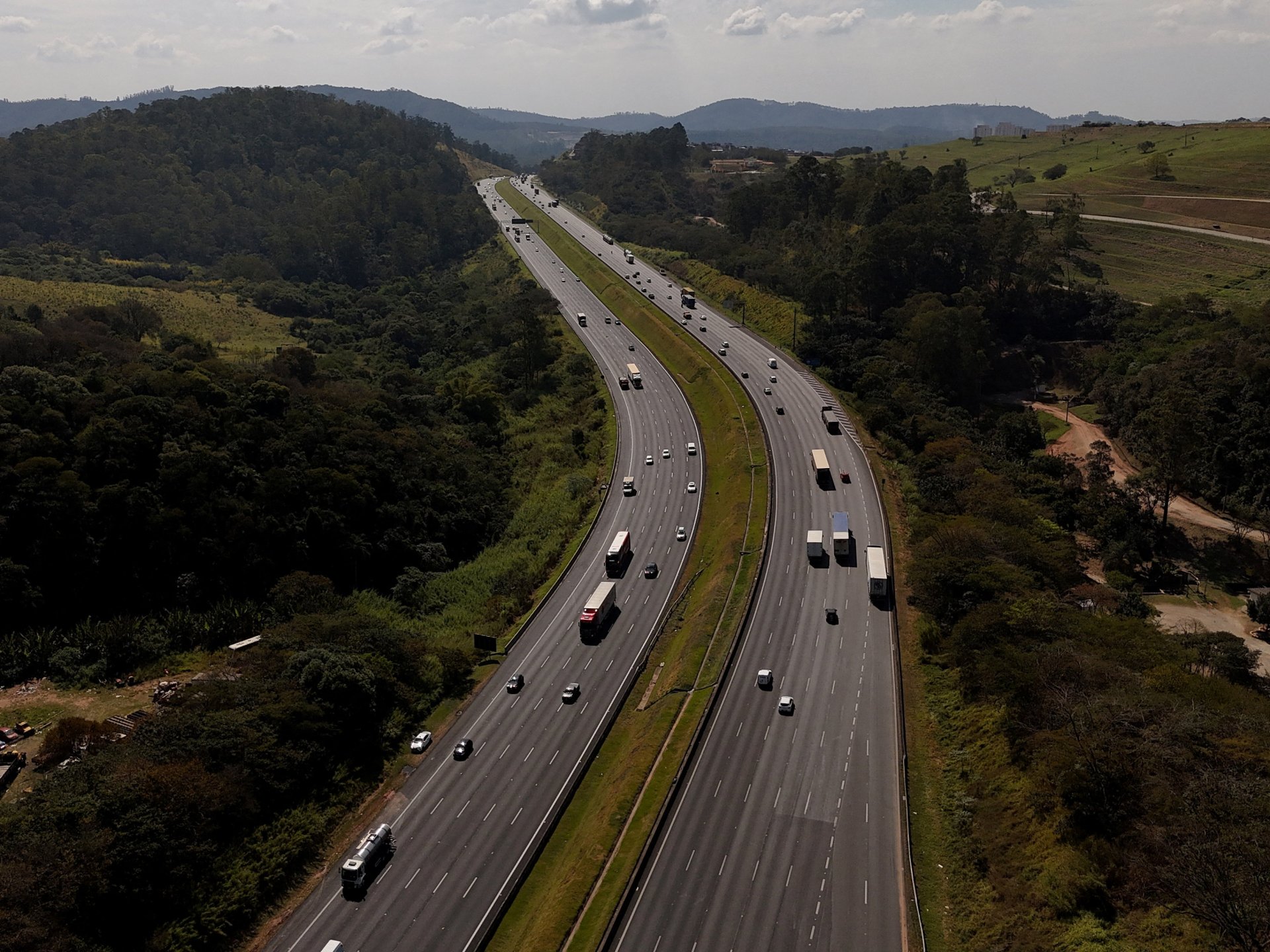 Bus crash in Brazil's Paraná state kills at least 23 people
