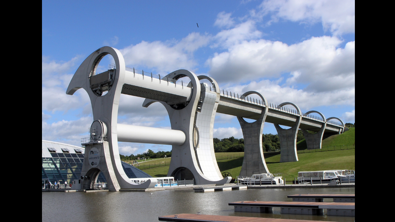 Scotland's Falkirk Wheel: Engineering marvel lifts boats between canals