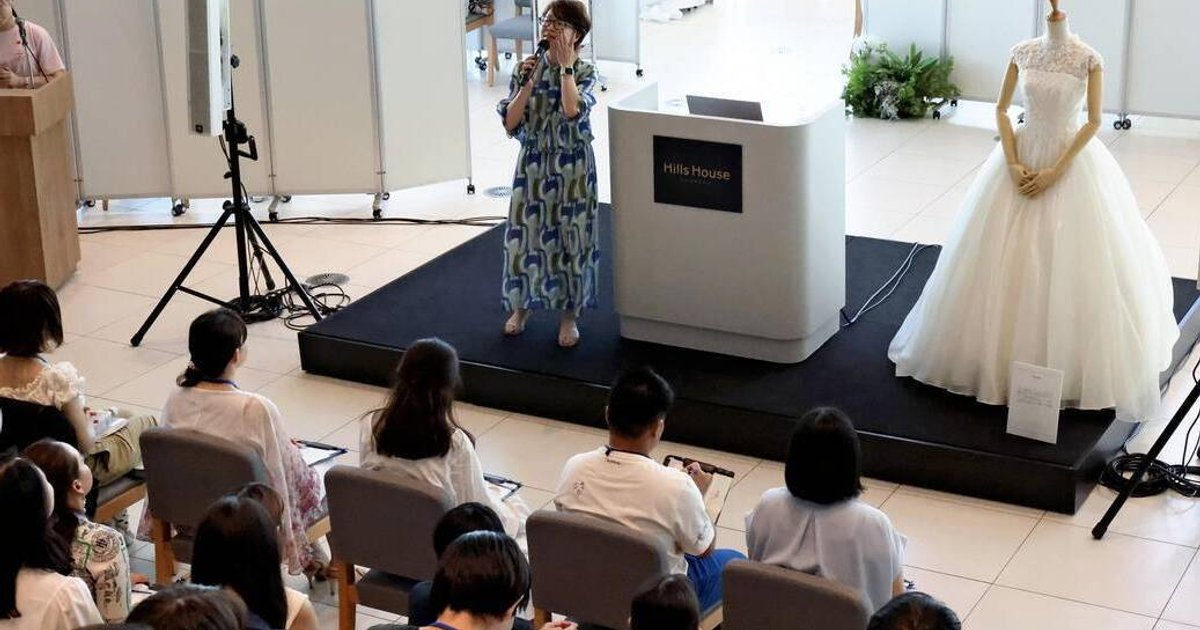 Tokyo launches matrimonial drive to reverse Japan's demographic decline