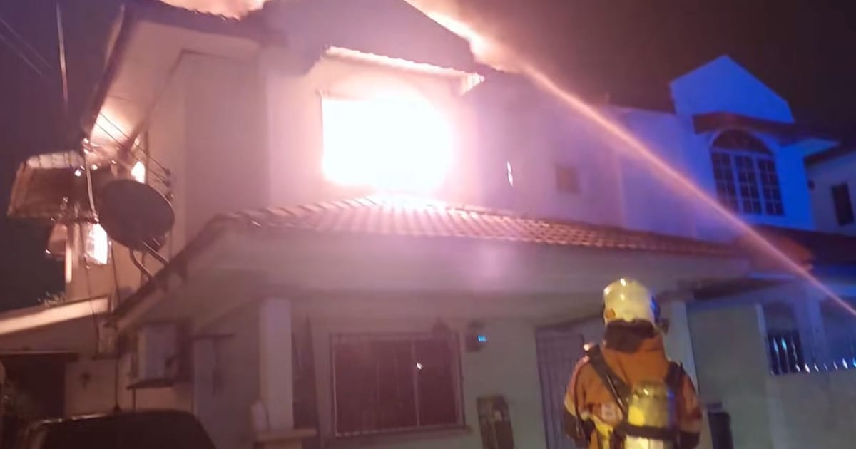 Rumah Peguam Haniff Khatri Hangus Dalam Kebakaran Subuh