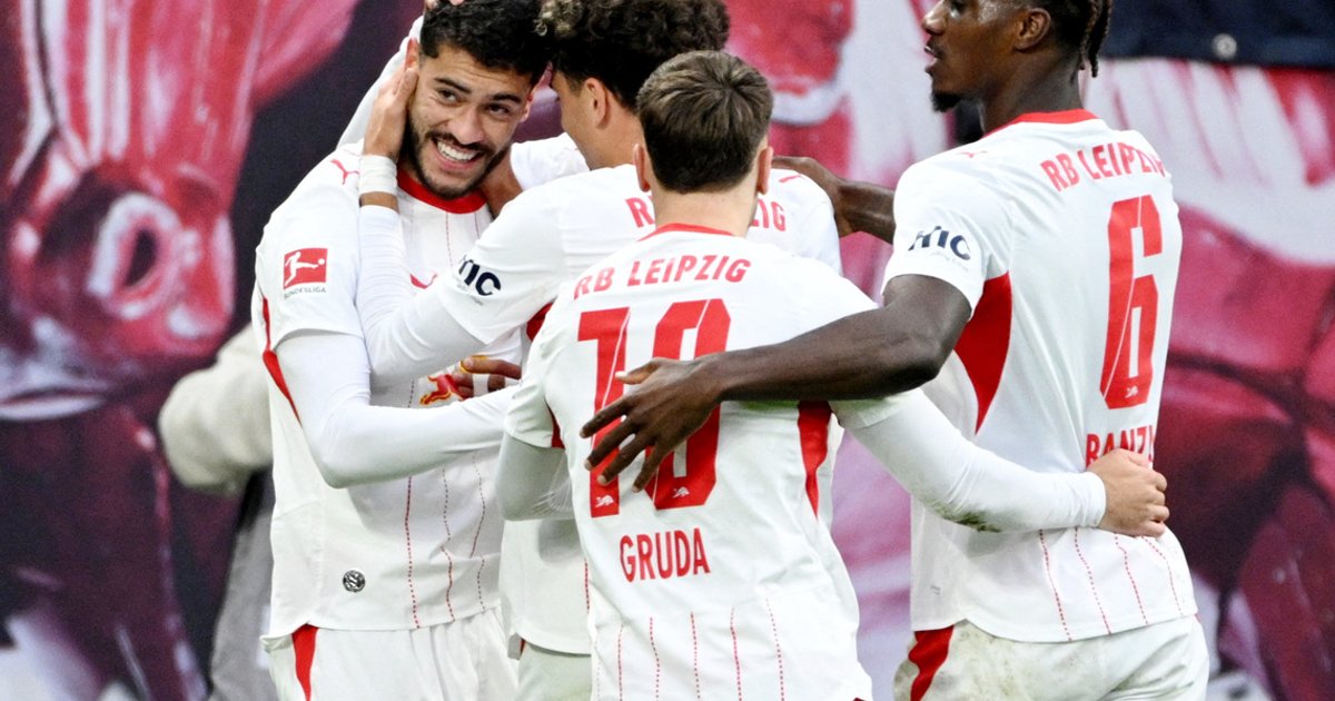 Leipzig demolishes Elversberg to surge into Bundesliga top five