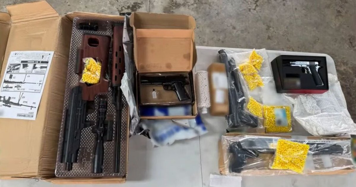 Teen questioned after attempt to smuggle replica weapons into Singapore