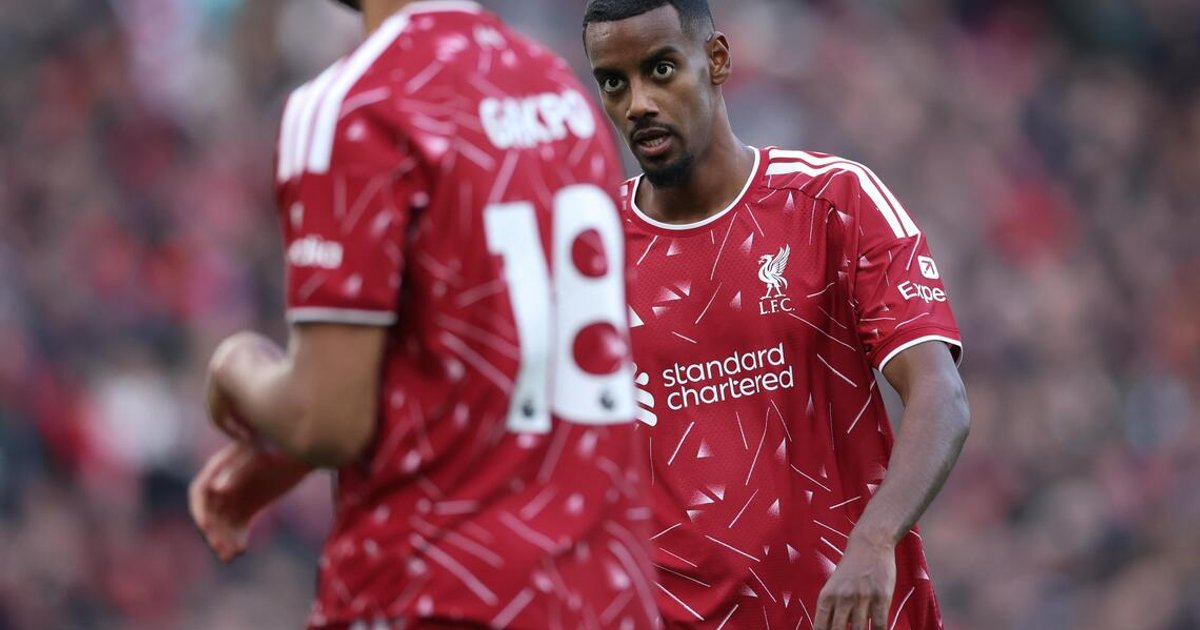 Iraola backs Isak to build on improved form after Liverpool struggles