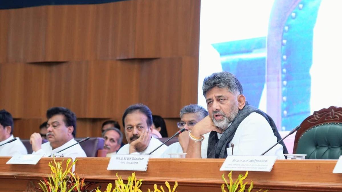 Karnataka awaits Centre's assessment before tackling sugarcane crisis