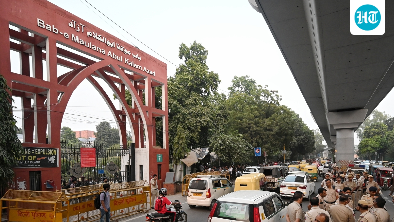 जामिया मिल्लिया इस्लामिया ने 106वां स्थापना दिवस रद्द किया, छात्र संघ बहाली की मांग जारी
