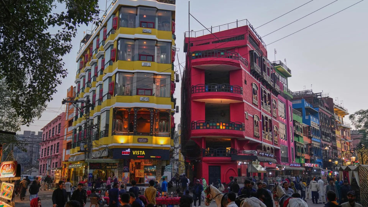 Azerbaijani Woman Reports Sexual Assault in Lahore