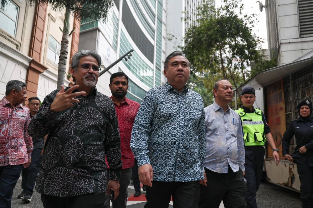 Transport Minister Opens Public Data to Boost Local App Development