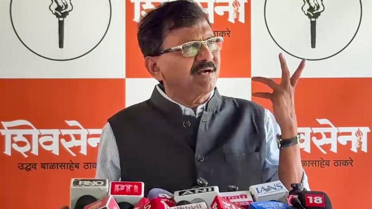 Supreme Court summons Sanjay Raut in person over contempt allegations